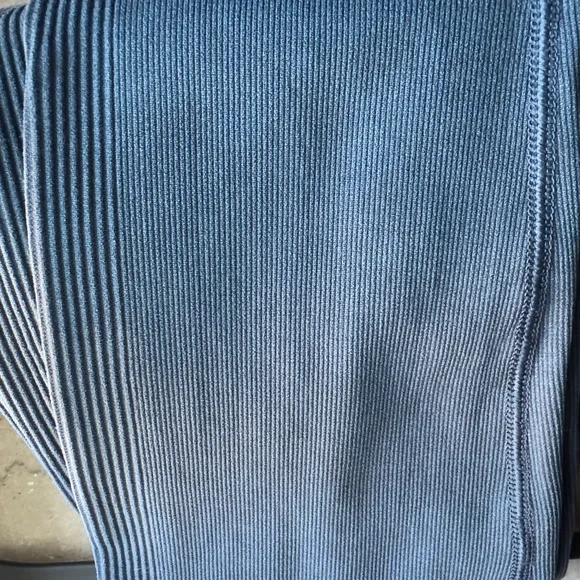 Soft stretch Leggings - Picture 7 of 11